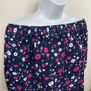 Michale Kors off shoulder blouse M